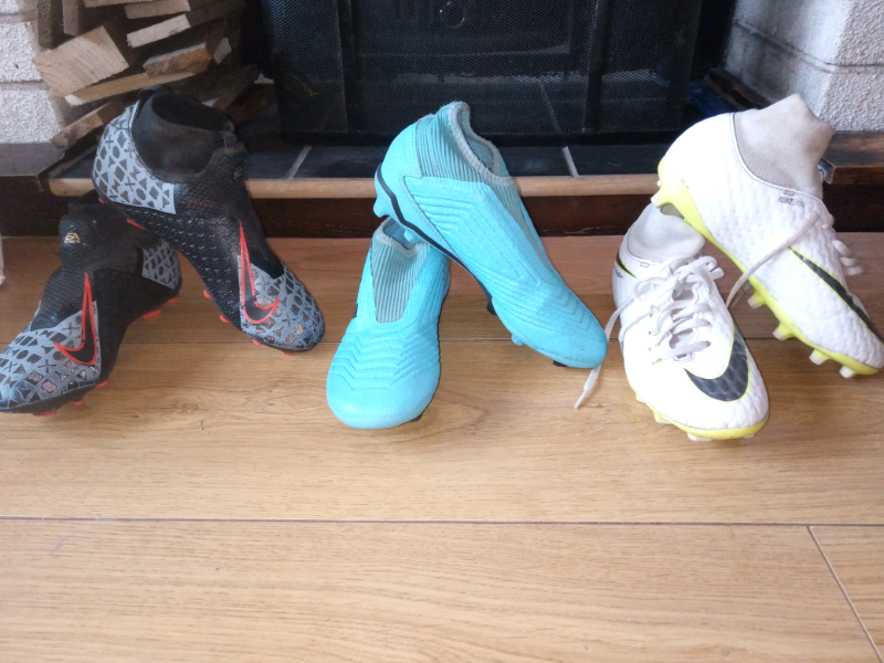 playstation football boots